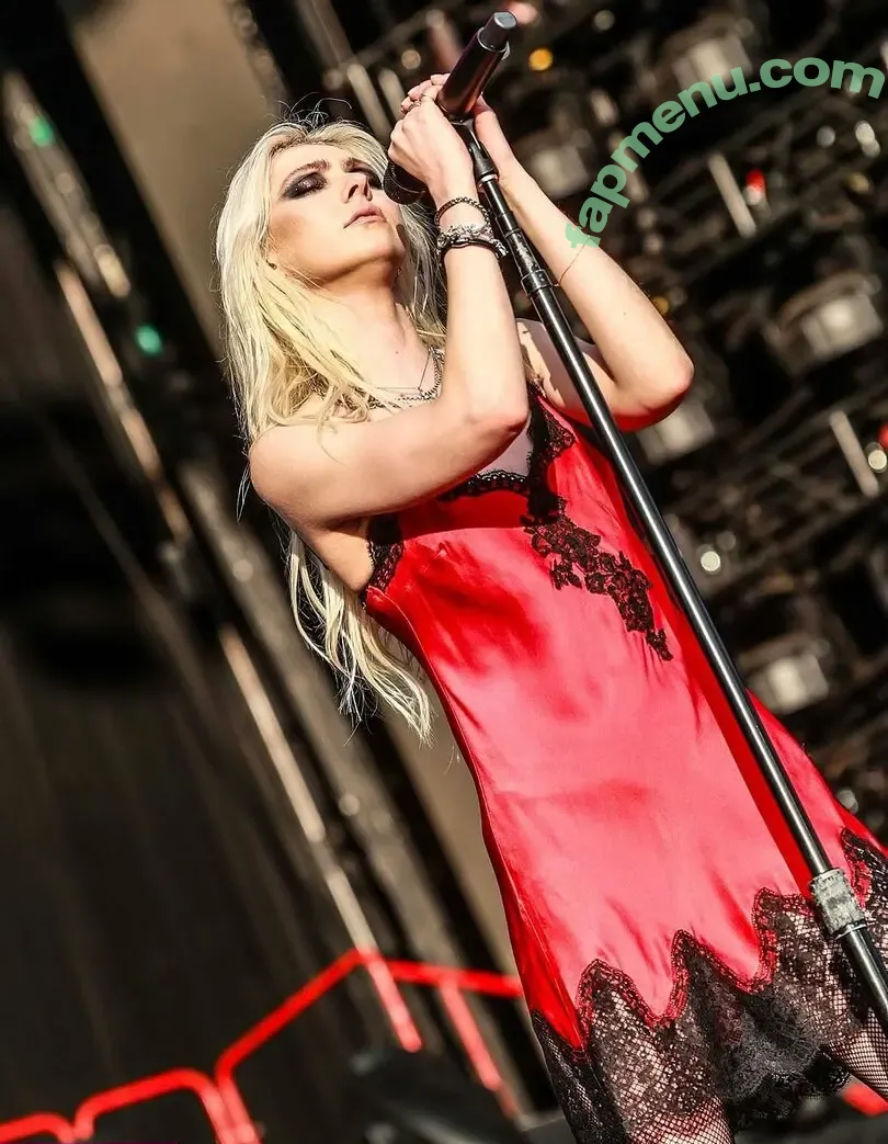 Taylor Momsen nude photo #1082 (aryelsoul / taylormomsen)