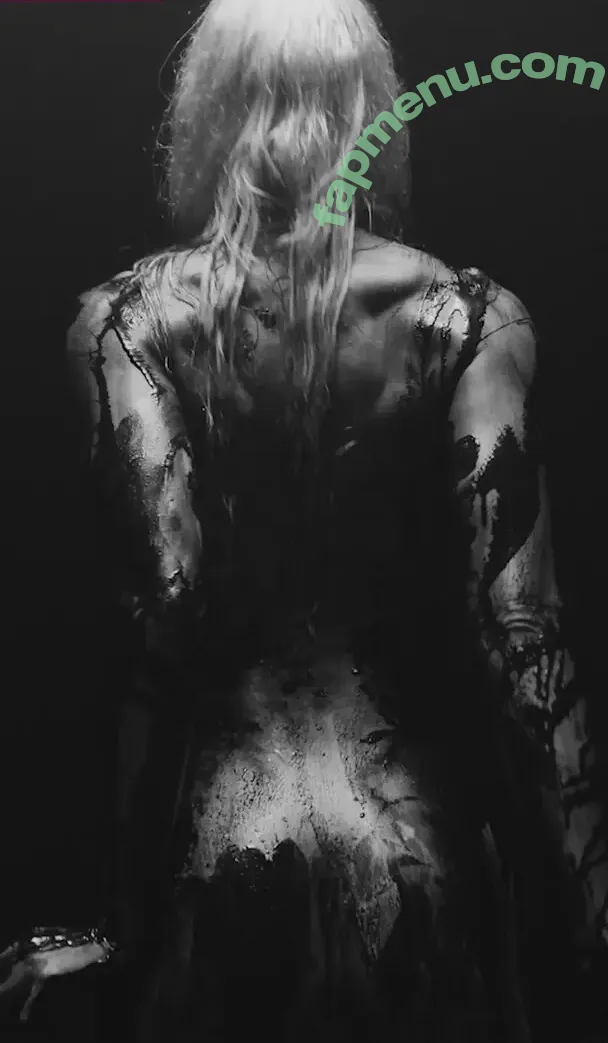 Taylor Momsen nude photo #1092 (aryelsoul / taylormomsen)