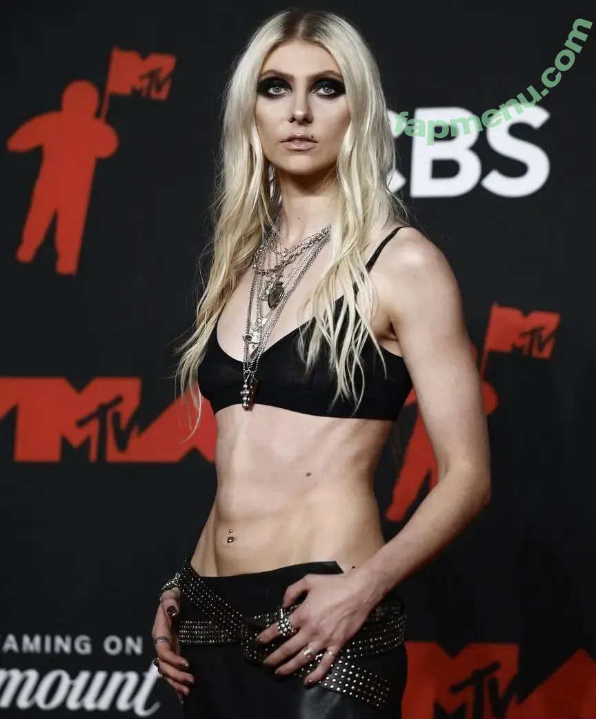 Taylor Momsen nude photo #1114 (aryelsoul / taylormomsen)