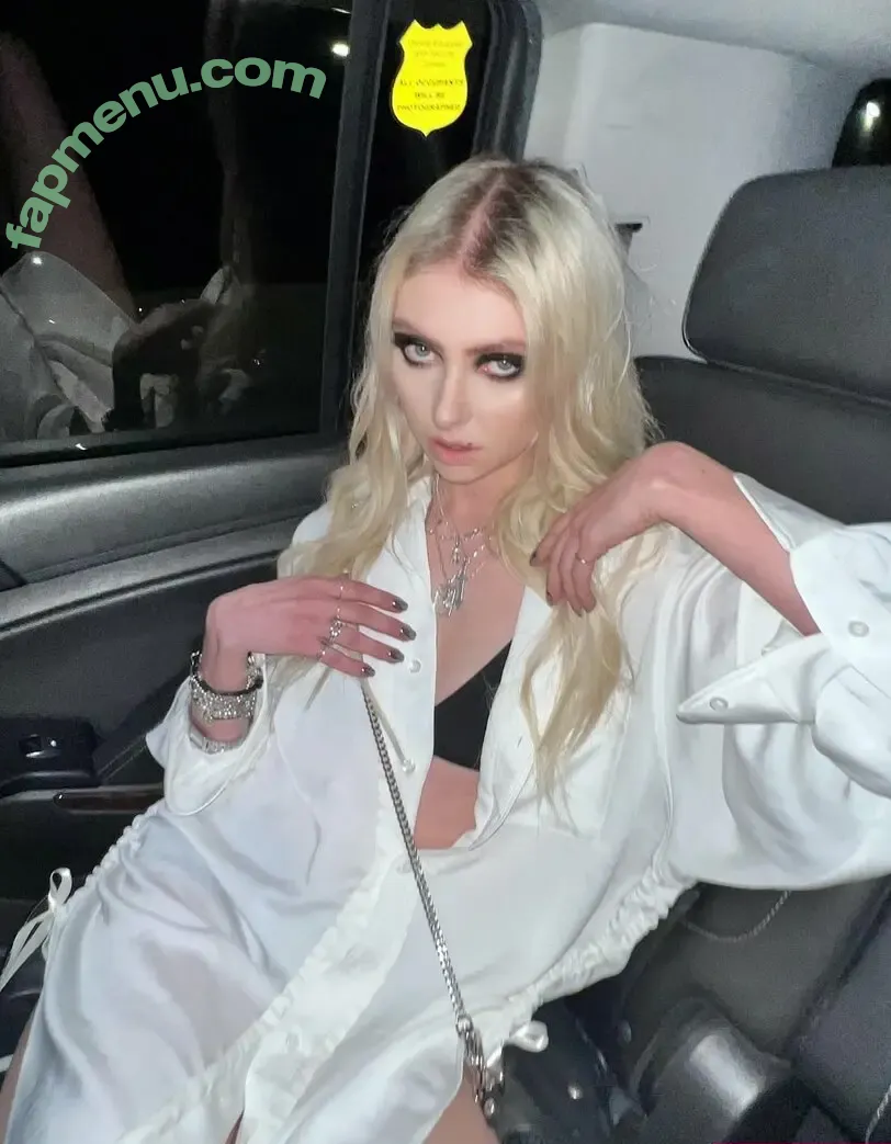 Taylor Momsen nude photo #1200 (aryelsoul / taylormomsen)