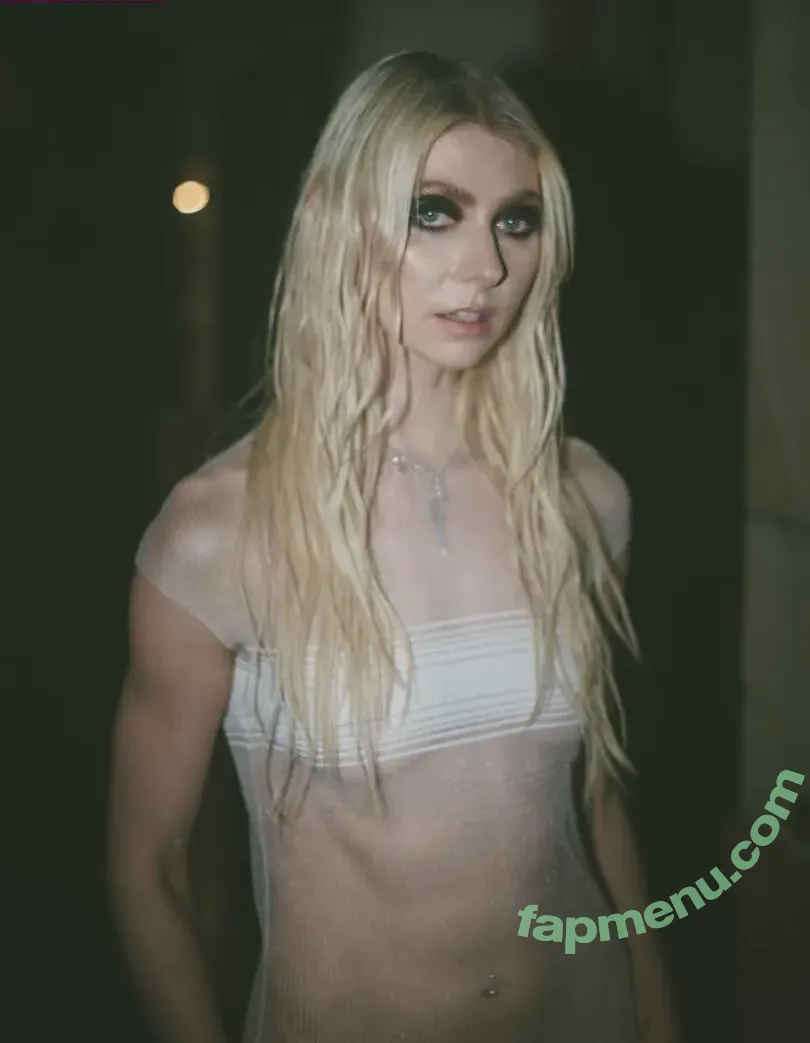 Taylor Momsen nude photo #1219 (aryelsoul / taylormomsen)