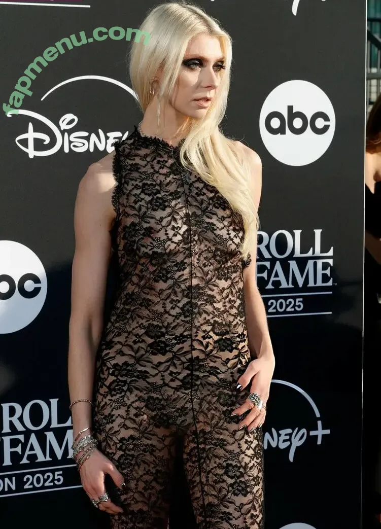 Taylor Momsen nude photo #1258 (aryelsoul / taylormomsen)