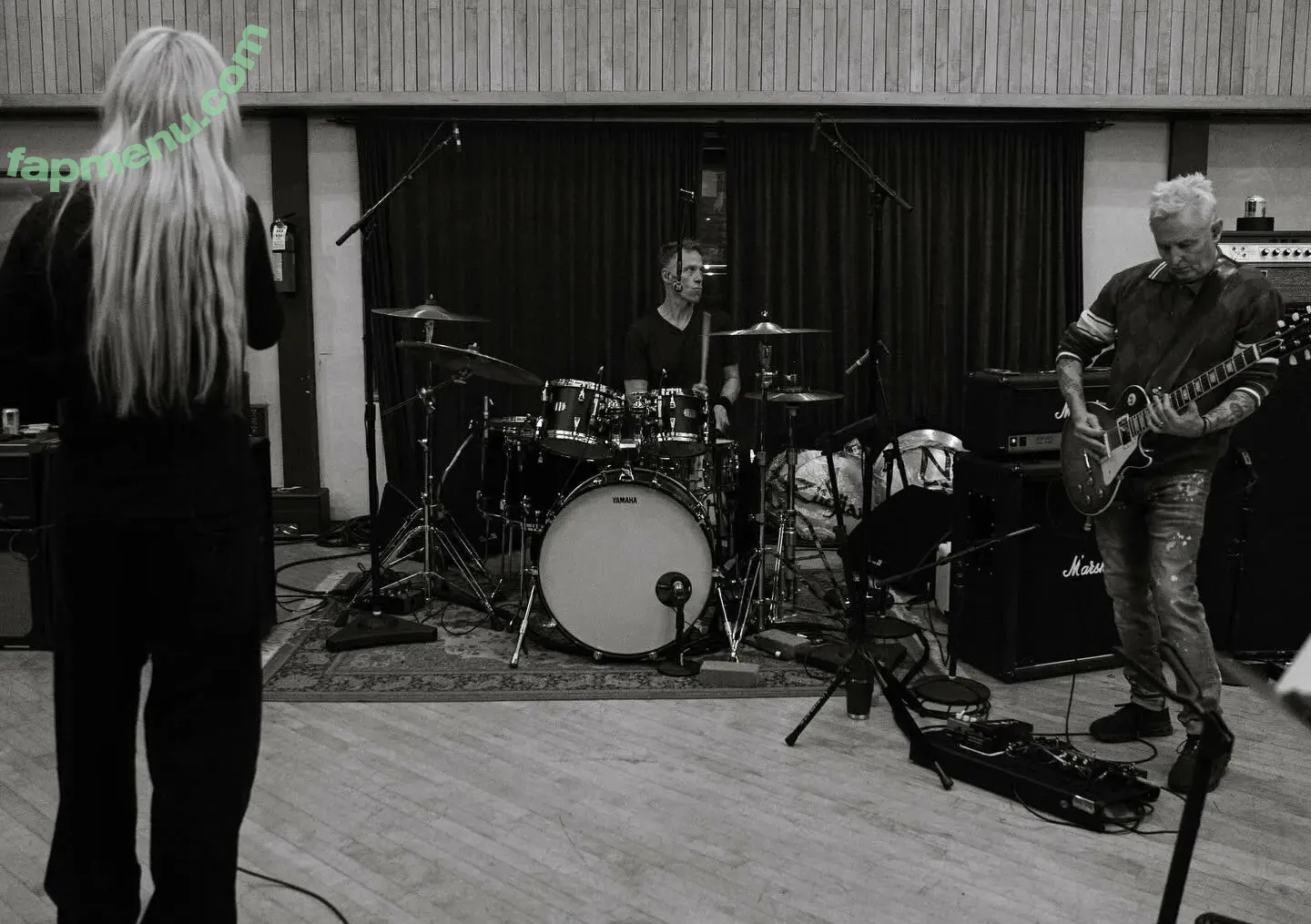 Taylor Momsen nude photo #1277 (aryelsoul / taylormomsen)