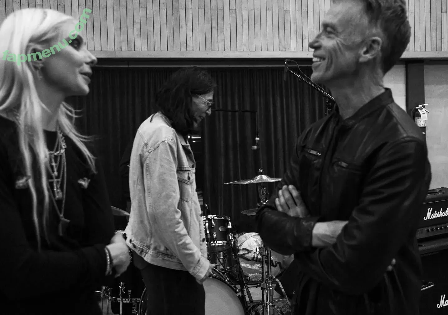 Taylor Momsen nude photo #1278 (aryelsoul / taylormomsen)