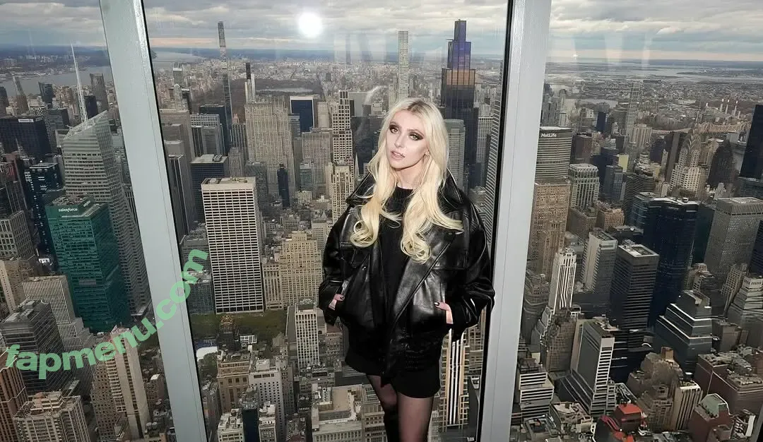 Taylor Momsen nude photo #1318 (aryelsoul / taylormomsen)