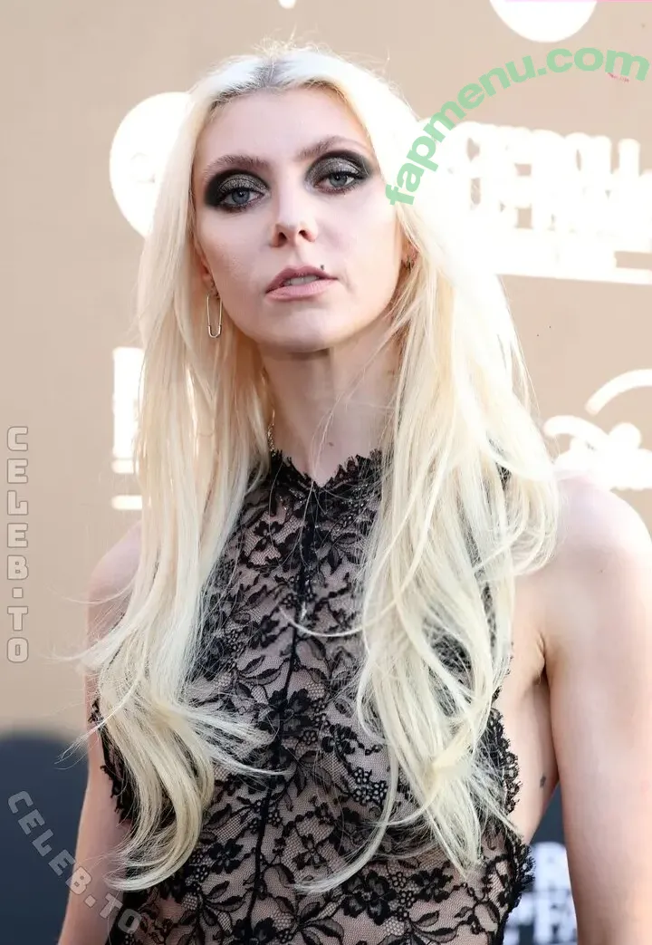 Taylor Momsen nude photo #1340 (aryelsoul / taylormomsen)