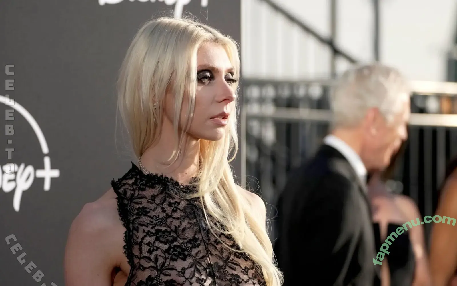 Taylor Momsen nude photo #1343 (aryelsoul / taylormomsen)