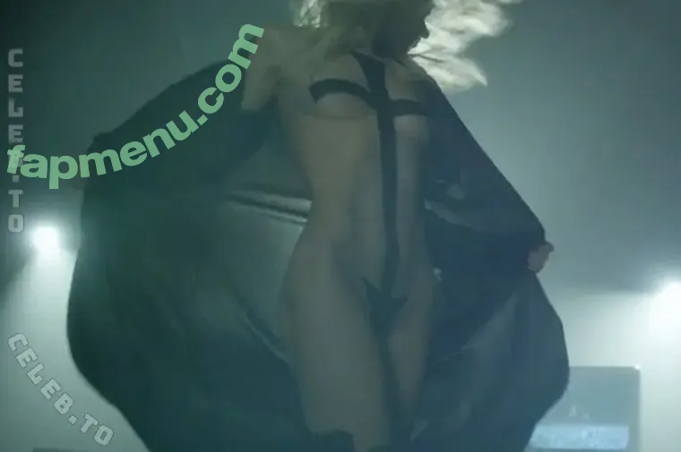 Taylor Momsen nude photo #1371 (aryelsoul / taylormomsen)