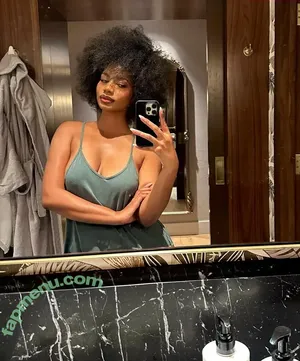 Taylor Rooks / taylorrooks nude photo #0327