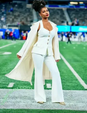 Taylor Rooks / taylorrooks nude photo #0358