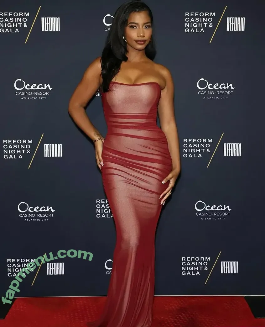 Taylor Rooks nude photo #0339 (taylorrooks)