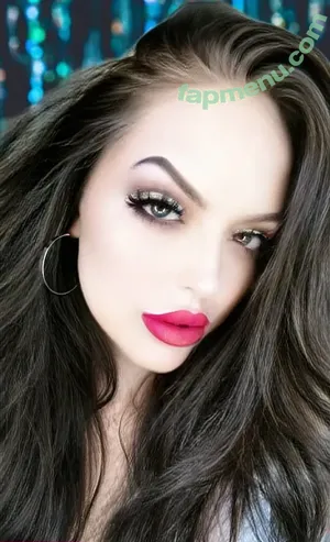 Taylor Steele / RealBustyTaylor / bustytaylorsteele / bustytaylorsteele1 nude photo #0047