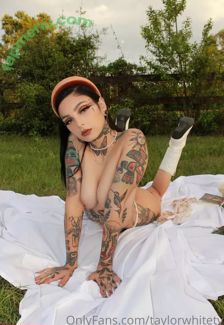 Taylor White nude photo #0258 (taylorwhitetv)