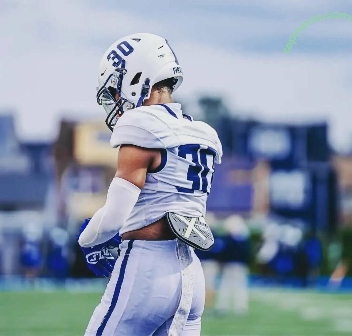 taylordaniels nude photo #0007 (taylordaniels)