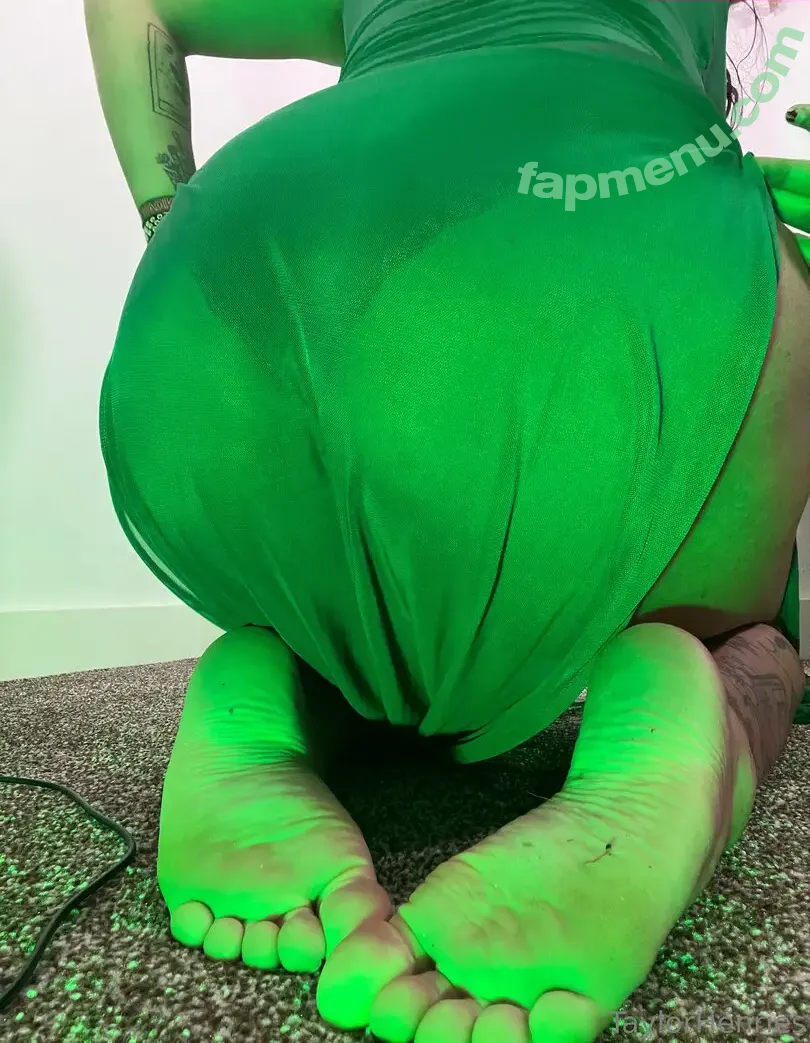 taylorhenriesfree nude photo #0429 (tayheners)