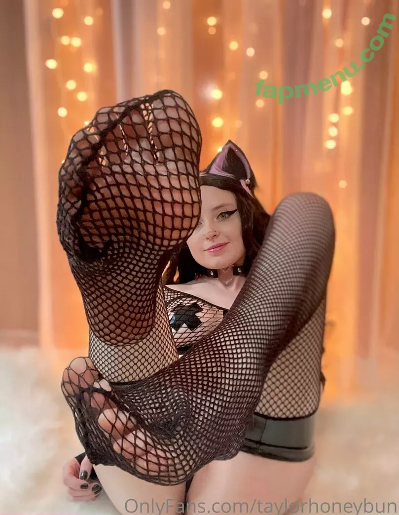 taylorhoneybun nude photo #0096 (honeybuns_cosplay)
