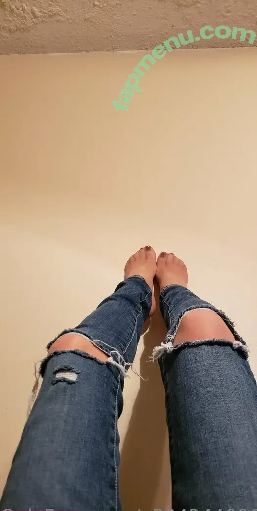 taylorsnylons nude photo #0002 (tayllyo)