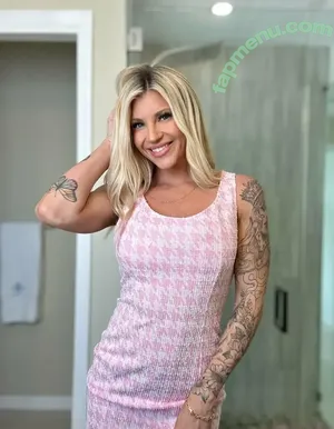 TaylorWildx / taylorwildxx nude photo #0023