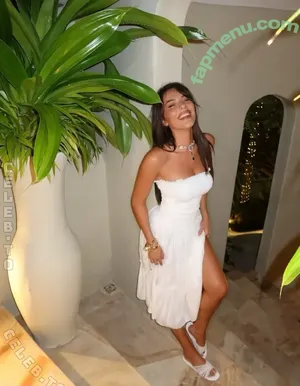 Tayna nude photo #0154