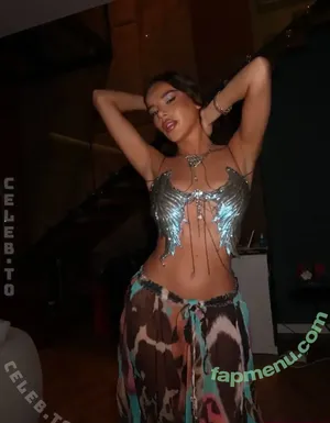 Tayna nude photo #0168