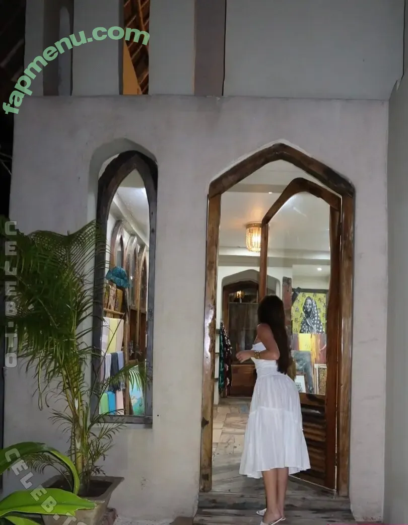 Tayna nude photo #0155 (Tayna)