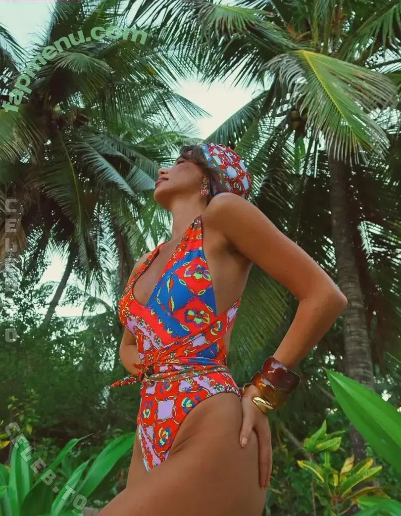 Tayna nude photo #0159 (Tayna)