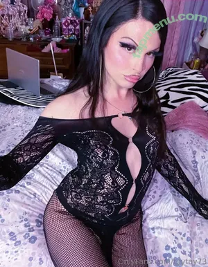 Taytay73 / tayatheslayyah / tayytheslayy nude photo #0018