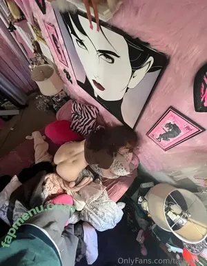 Taytay73 / tayatheslayyah / tayytheslayy nude photo #0030
