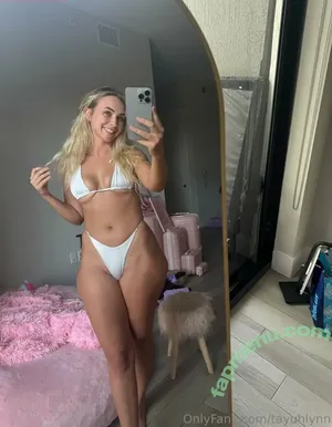  nude photo #0001