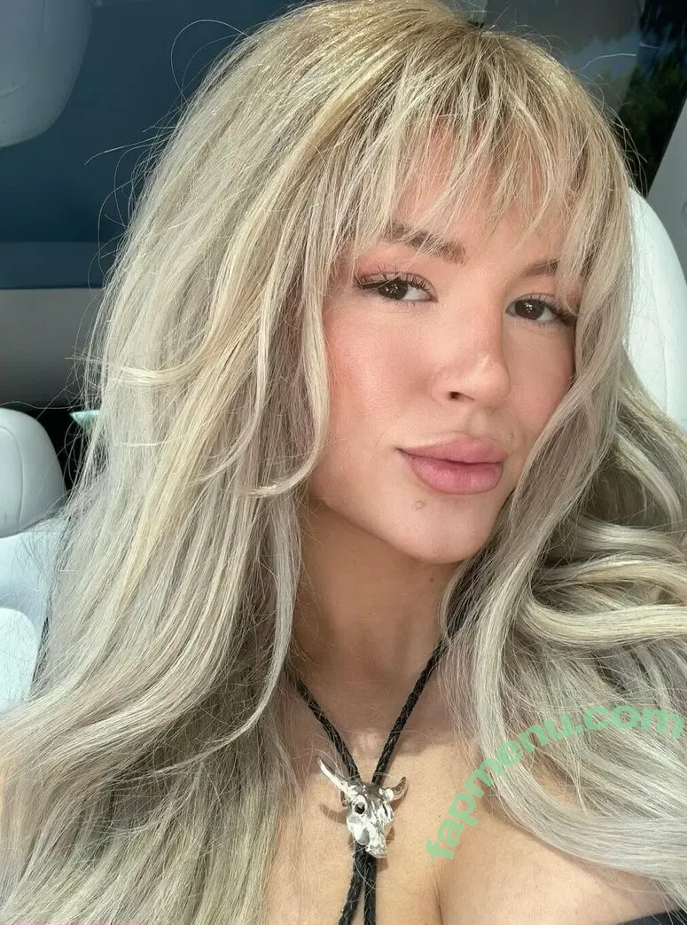 Tayylavie nude photo #0036 (Bunnybunsxo / Strwbrrycakexo)