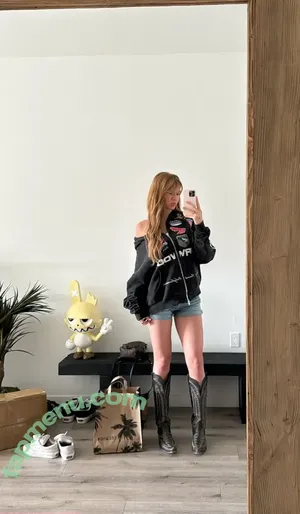 Tayylavie / Bunnybunsxo / Strwbrrycakexo nude photo #0021