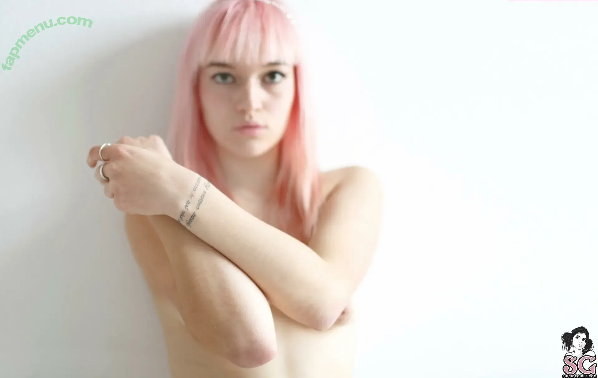 Tcha-badass nude photo #0020 (forthesakeoftea / tchabadass)