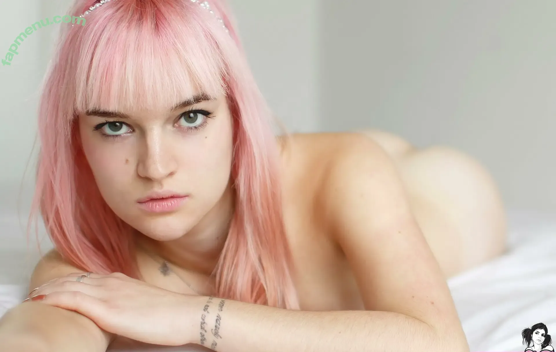Tcha-badass nude photo #0033 (forthesakeoftea / tchabadass)