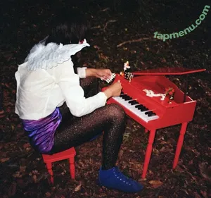Tchotchke / tchotchkemusic nude photo #0050