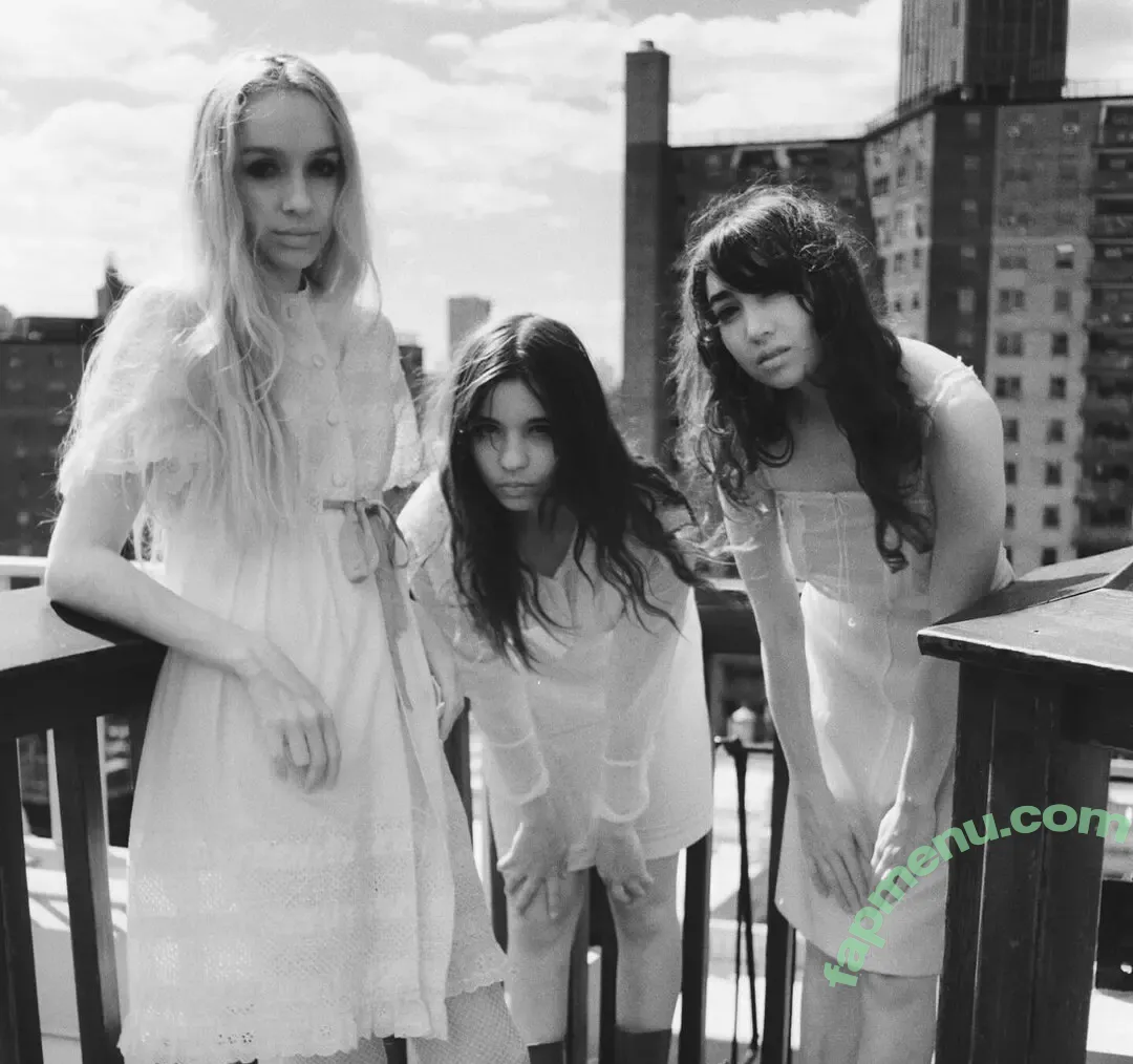 Tchotchke nude photo #0007 (tchotchkemusic)