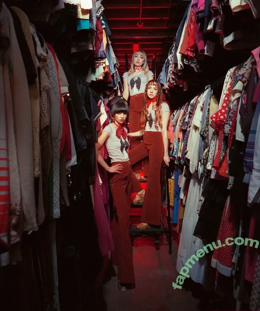 Tchotchke nude photo #0064 (tchotchkemusic)