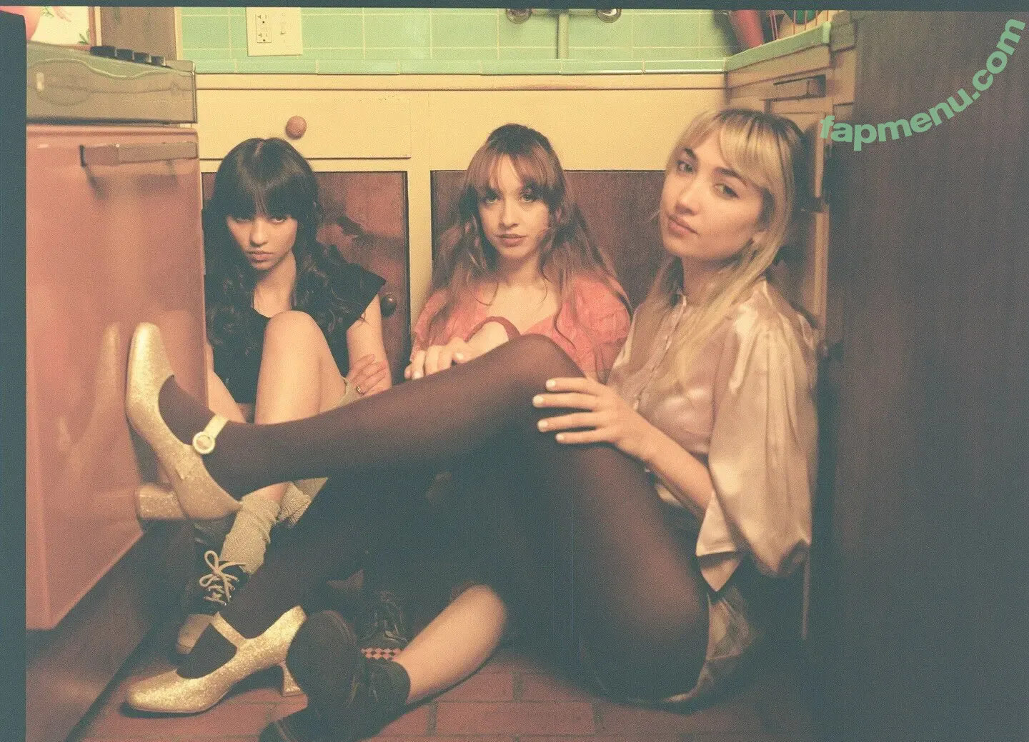 Tchotchke nude photo #0073 (tchotchkemusic)