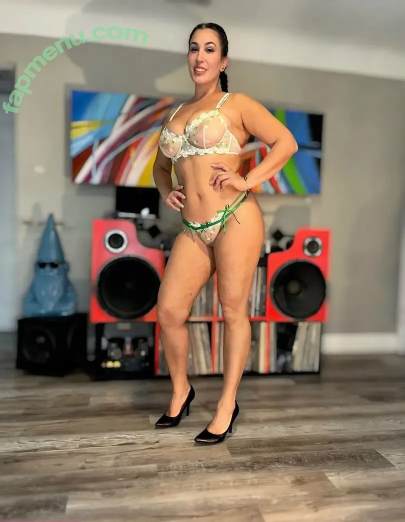 Teacher Chloe nude photo #0027 (teacherchloe / teacherchloee)