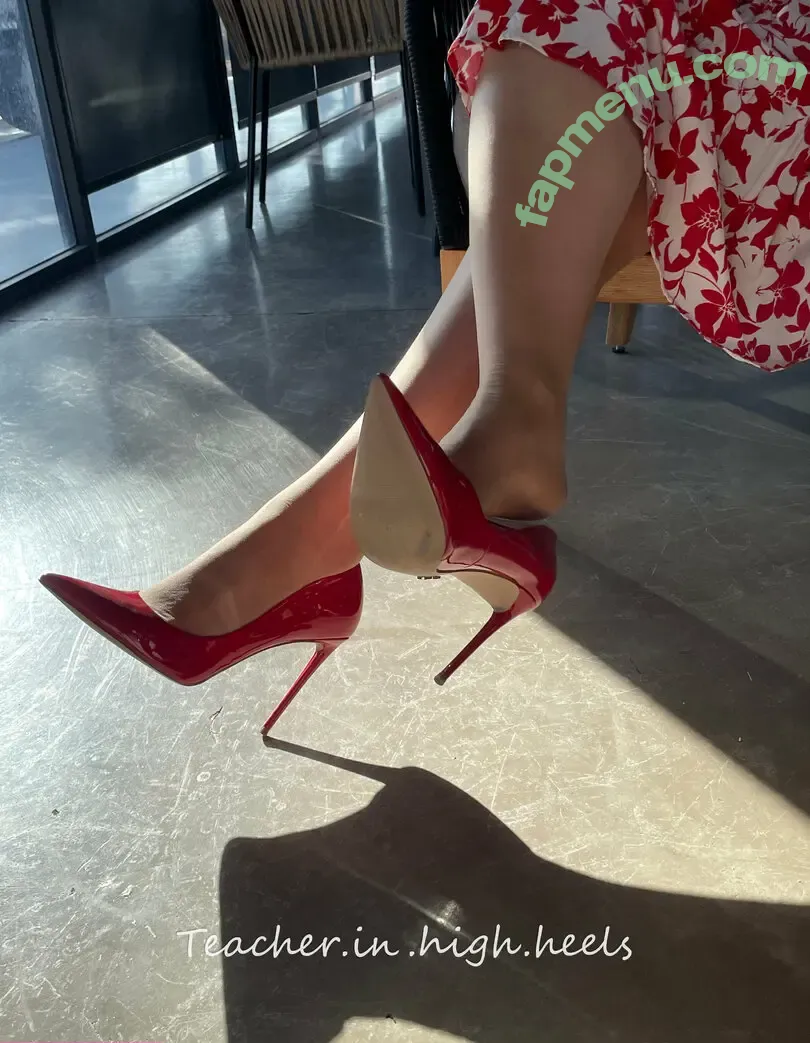 teacherinhighheels.free nude photo #0022 (teacherinhighheels)