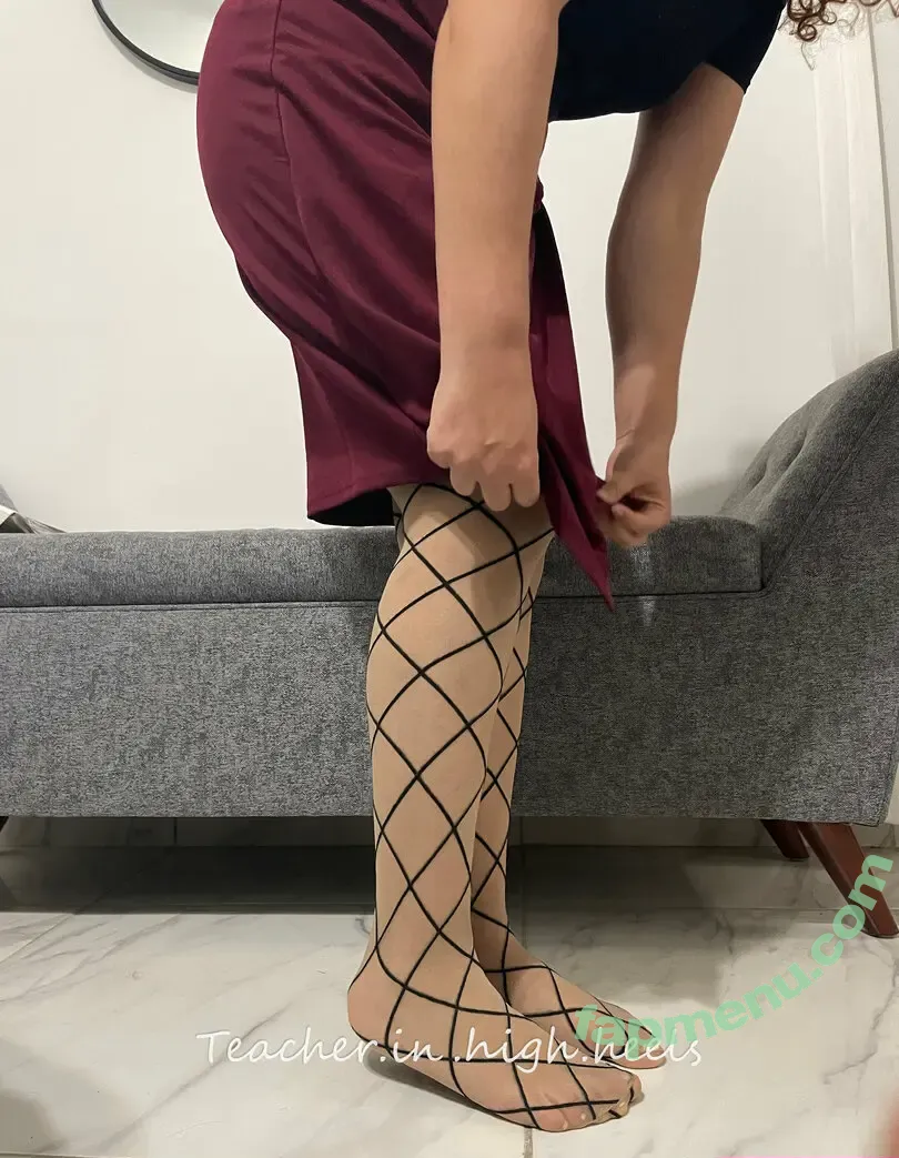 teacherinhighheels.free nude photo #0027 (teacherinhighheels)