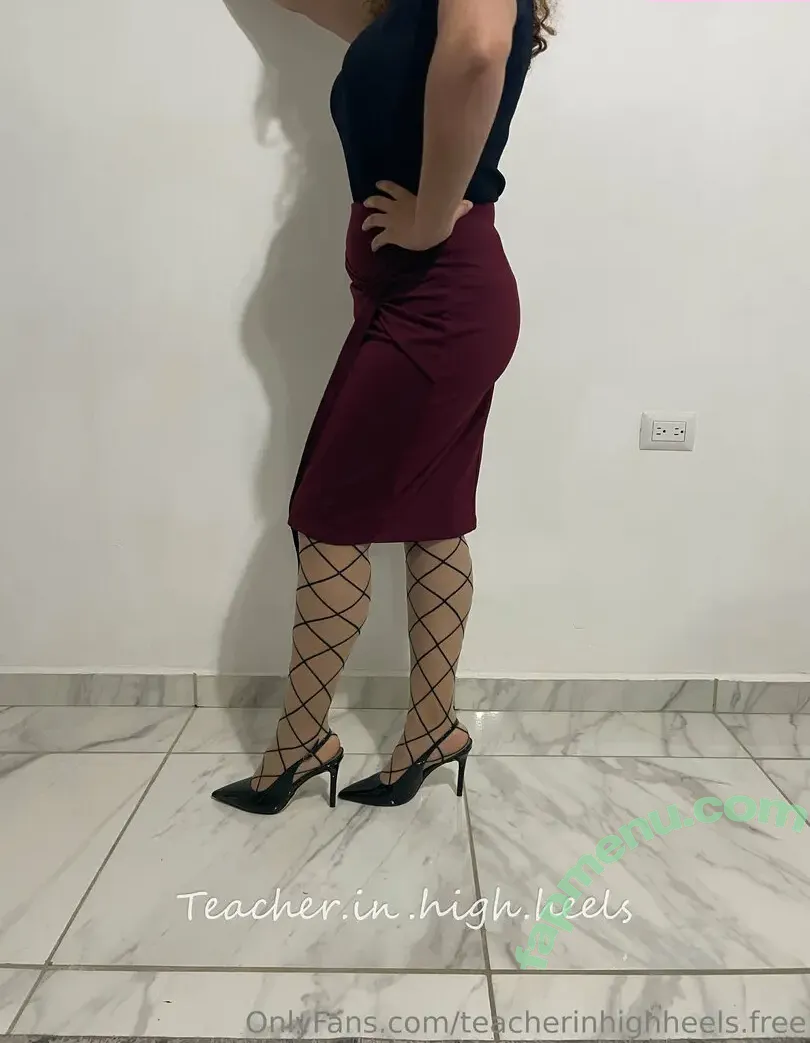 teacherinhighheels.free nude photo #0028 (teacherinhighheels)