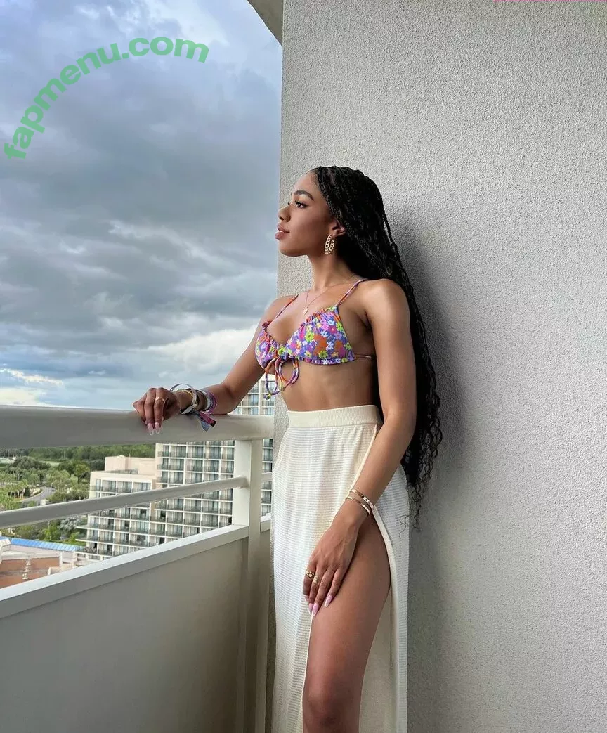 Teala Dunn nude photo #0044 (tlyteala / ttlyteala)