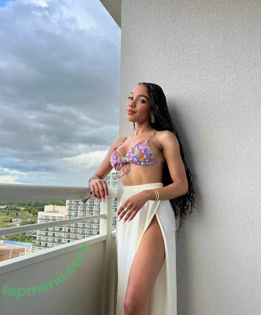 Teala Dunn nude photo #0045 (tlyteala / ttlyteala)