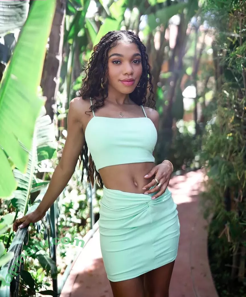 Teala Dunn nude photo #0097 (tlyteala / ttlyteala)