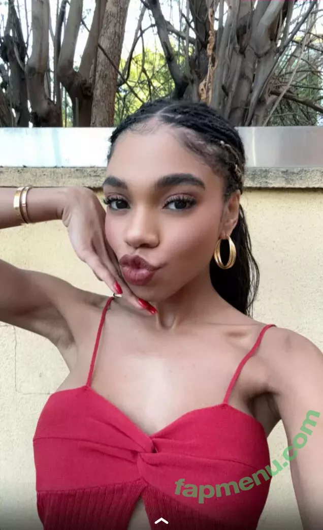 Teala Dunn nude photo #0160 (tlyteala / ttlyteala)