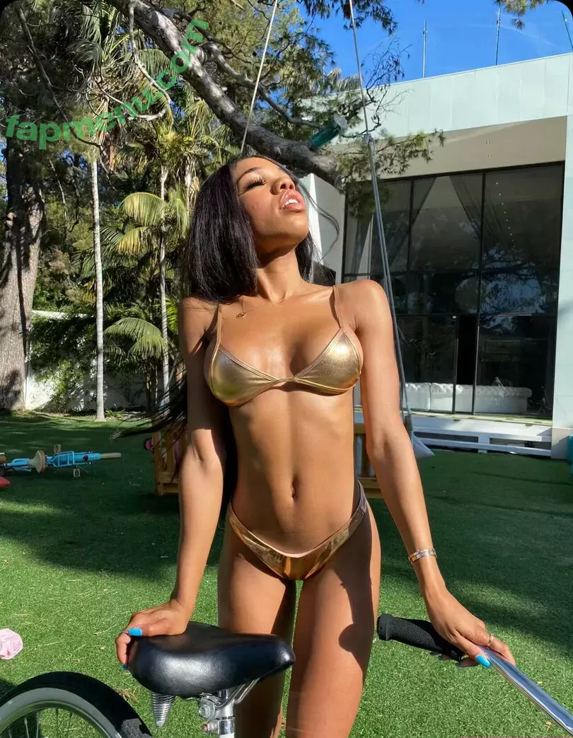 Teala Dunn nude photo #0200 (tlyteala / ttlyteala)