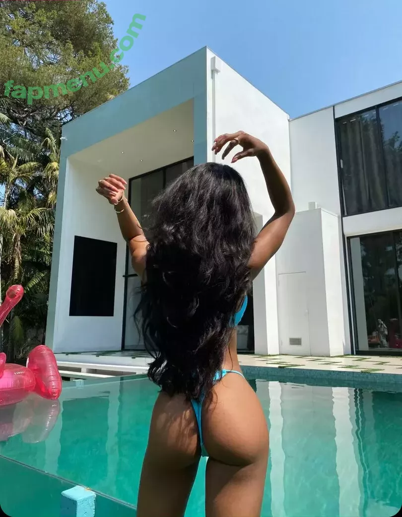 Teala Dunn nude photo #0243 (tlyteala / ttlyteala)