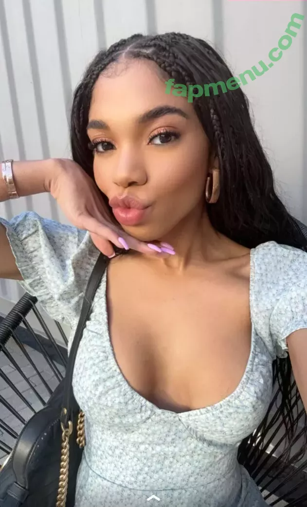 Teala Dunn nude photo #0291 (tlyteala / ttlyteala)