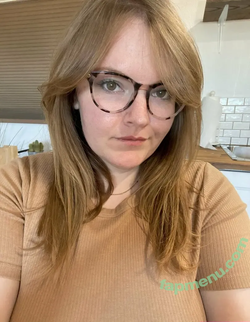 TeaseAndThesis nude photo #0034 (Kristy)