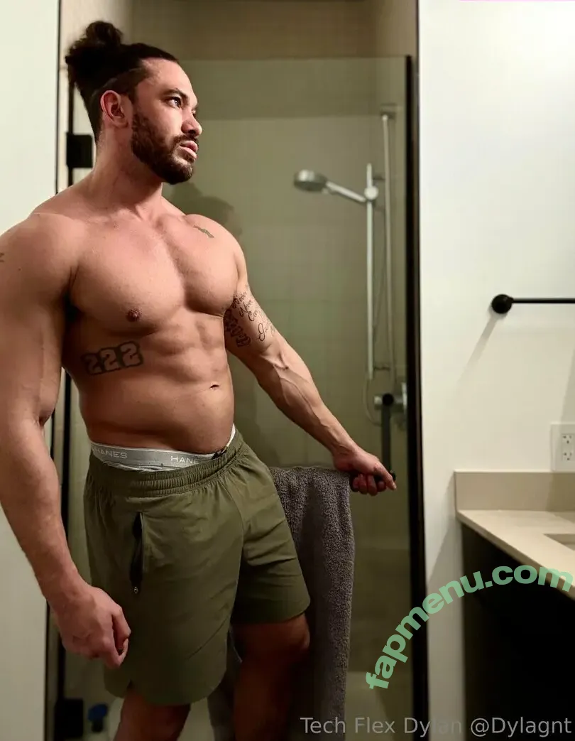 techflexdylan nude photo #0011 (techflexdylan)